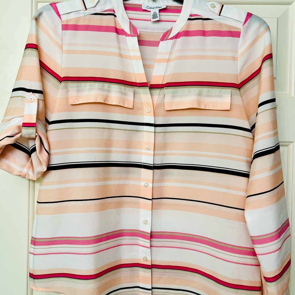 Calvin Klein Cream 3/4 Sleeve Button Down with Mandarin Collar